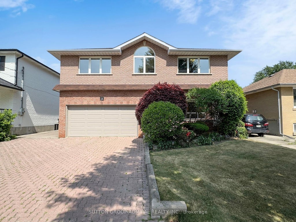 15 Gorman Park, Toronto C06