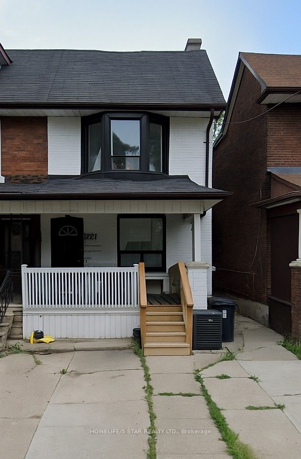 1221 Shaw Street Main Floor, Toronto C02