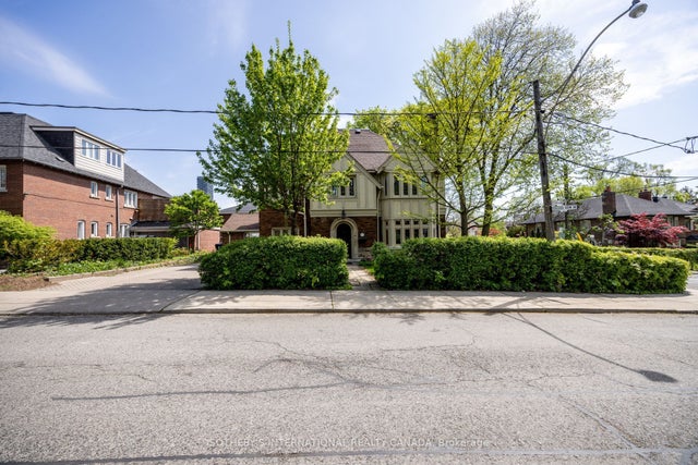 131 Highbourne Road Upper, Toronto C03