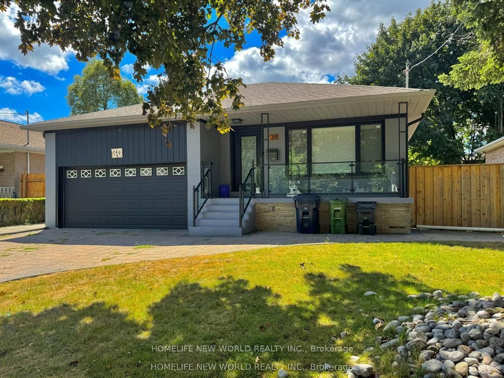 30 Allview Crescent Main, Toronto C15