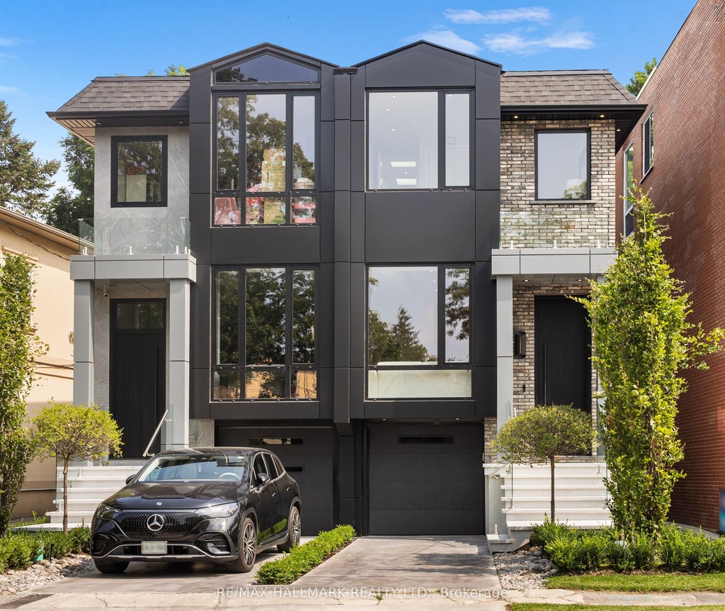 16a Kenrae Road, Toronto C11