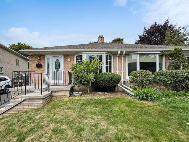 70 Crossbow Crescent, Toronto C15