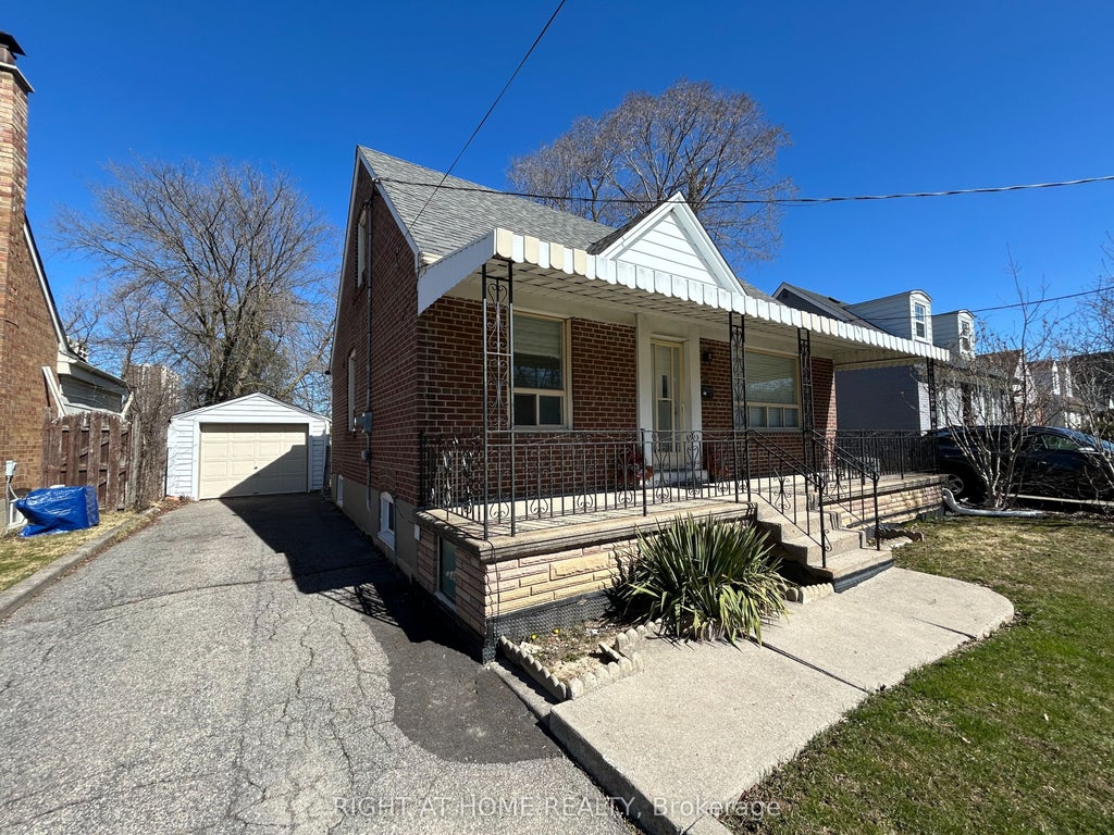 50 Moore Park Avenue, Toronto C07