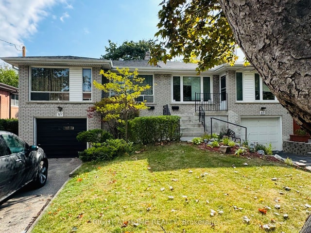87 Fenelon Drive, Toronto C13