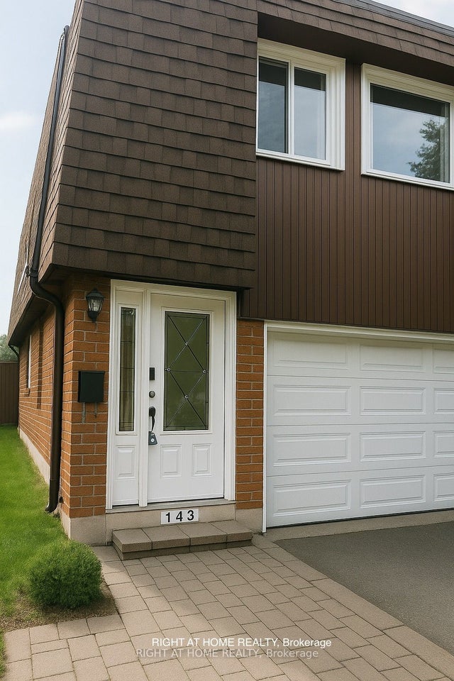 143 Silas Hill Drive, Toronto C15