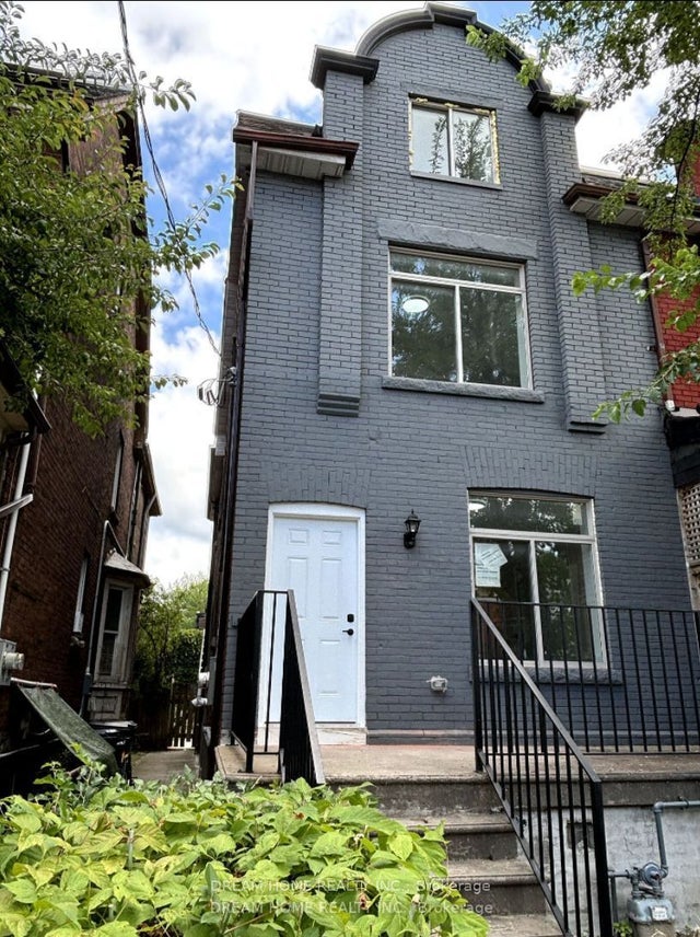 643 Bathurst Street 103, Toronto C01