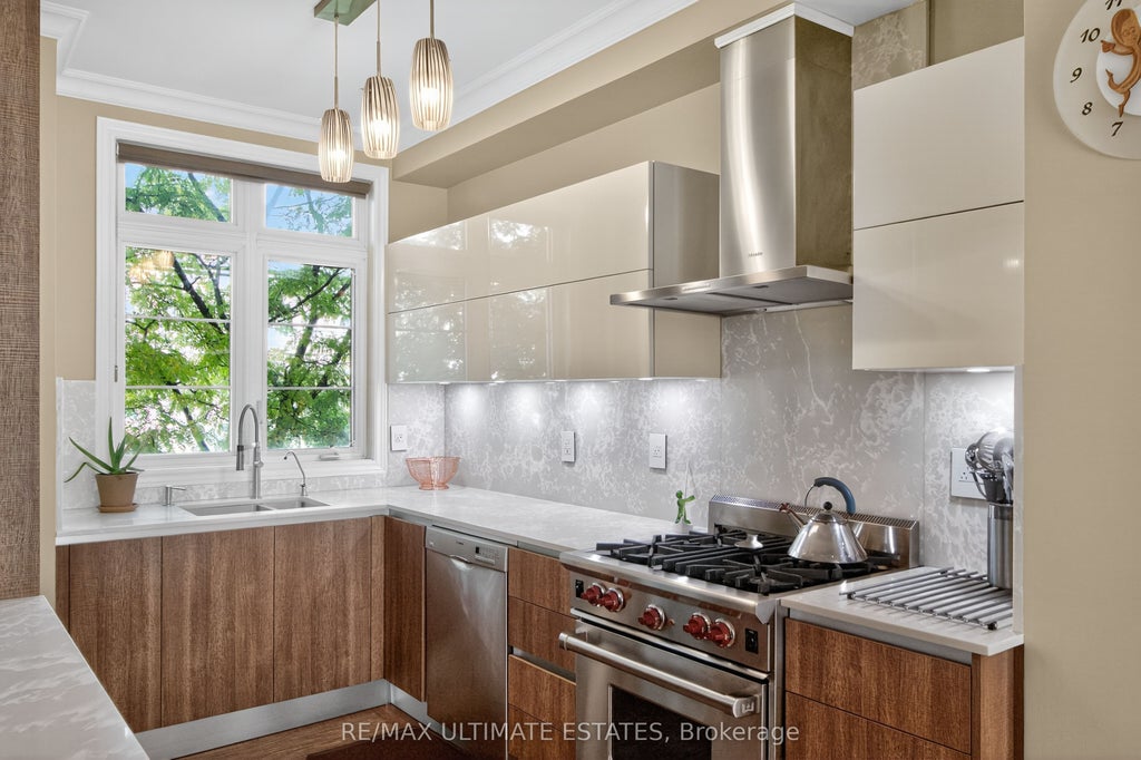 67c Finch Avenue W, Toronto C07