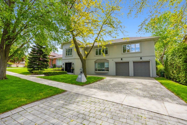 31 George Henry Boulevard, Toronto C15