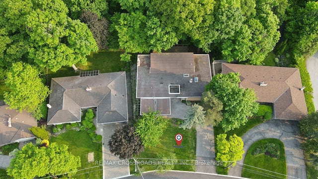 53 Forest Grove Drive, Toronto C15