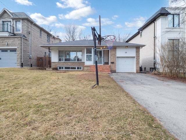 49 Viamede Crescent, Toronto C15