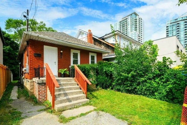 14 Franklin Avenue, Toronto C07