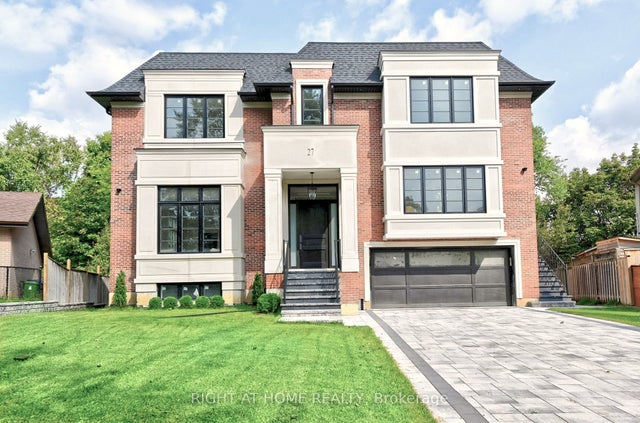 27 Hurlingham Crescent, Toronto C13