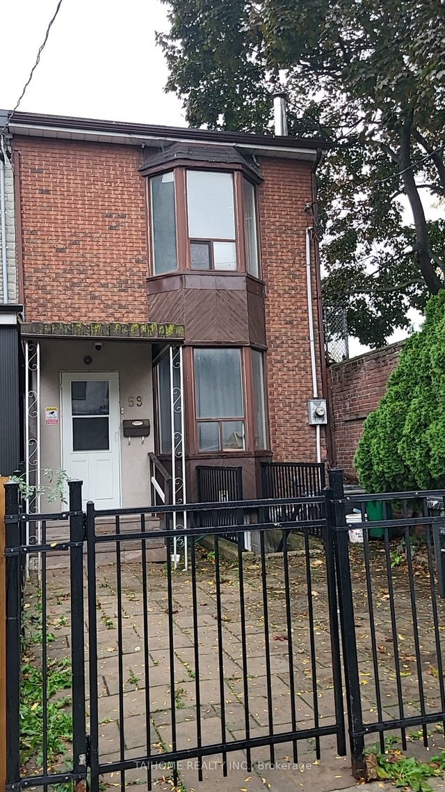 59 Oxford Street, Toronto C01