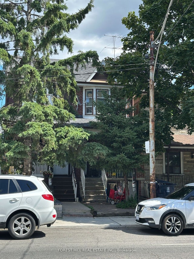 1197 Dovercourt Road, Toronto C02