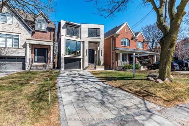 19 Ridley Boulevard, Toronto C04