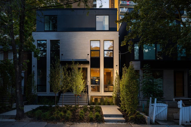 20a Gormley Avenue, Toronto C02