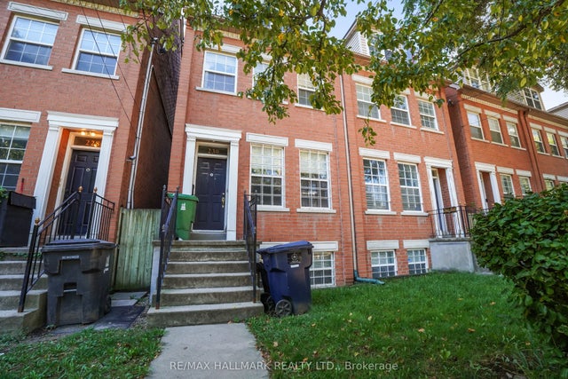 230 George Street, Toronto C08