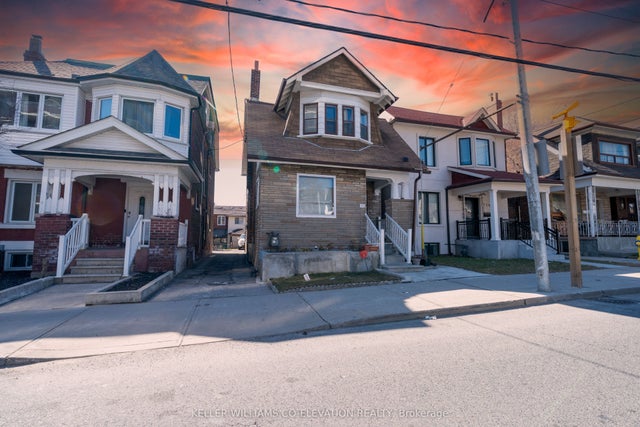 172 Oakwood Avenue, Toronto C03