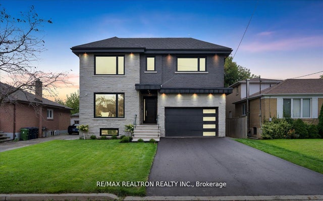 275 Reiner Road, Toronto C06