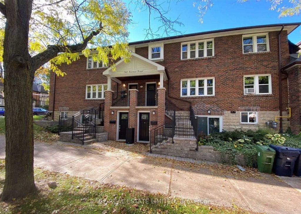 740 Avenue Road S Main, Toronto C03