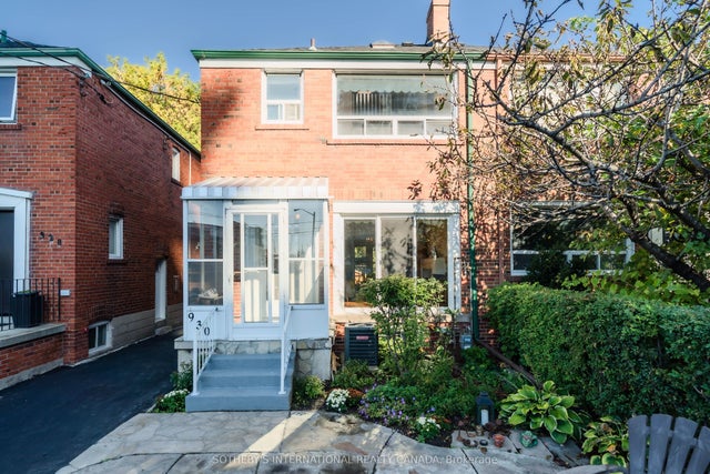 930 Eglinton Avenue E, Toronto C11
