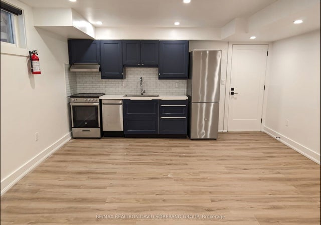 822 Sheppard Avenue W Bsmt, Toronto C06