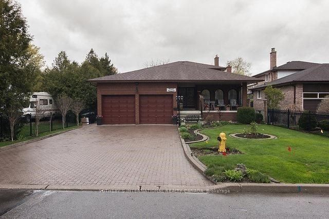 52 Fairchild Avenue, Toronto C07