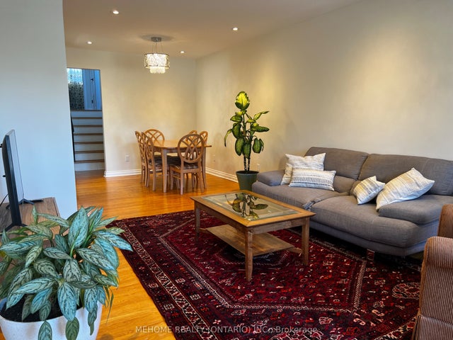 126 Edmonton Drive Mater-br1, Toronto C15