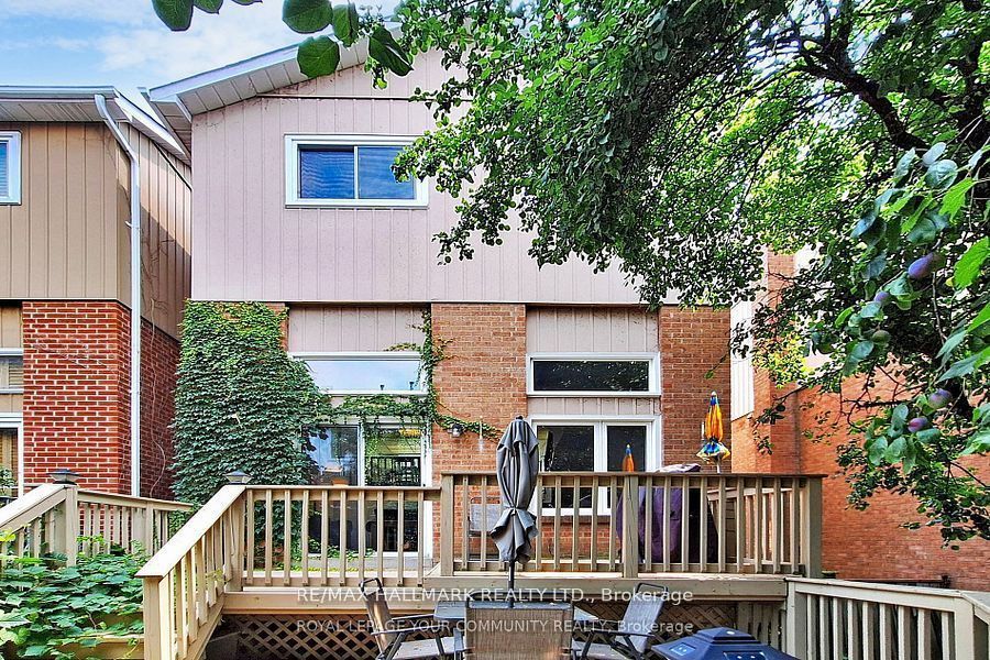 56 Carnival Court, Toronto C07