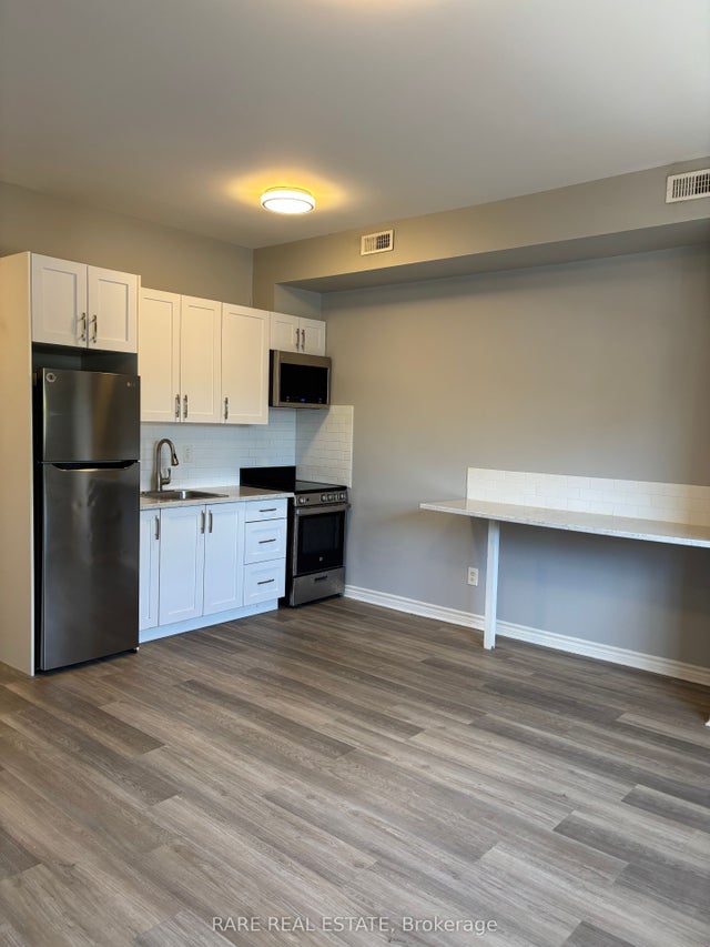 253 Augusta Avenue 301, Toronto C01