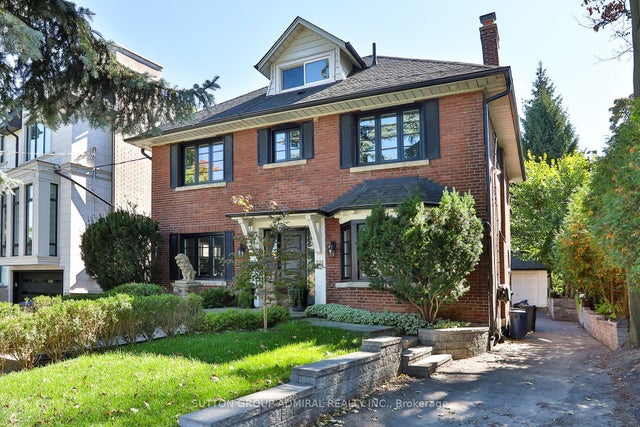 214 Dinnick Crescent, Toronto C04
