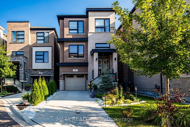 23 Hollyhock Court, Toronto C13