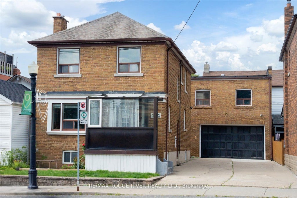 424 Oakwood Avenue, Toronto C03