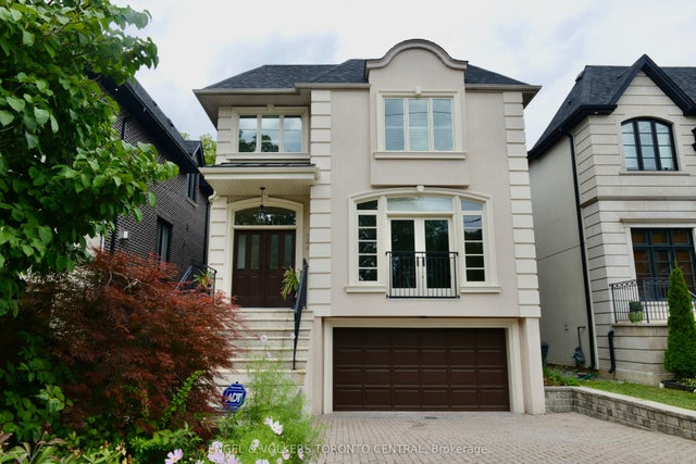 344 Glengarry Avenue, Toronto C04