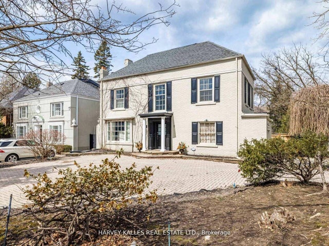 2 Silverwood Avenue, Toronto C03