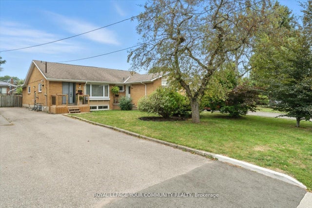 33 Murellen Crescent, Toronto C13