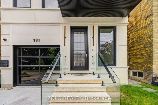 151 Dewbourne Avenue, Toronto C03