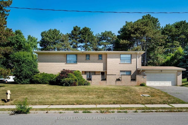 2 Royal Oak Drive, Toronto C12