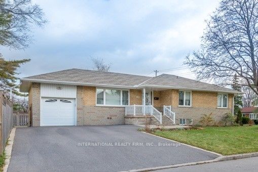92 Combe Avenue Bsmt, Toronto C06
