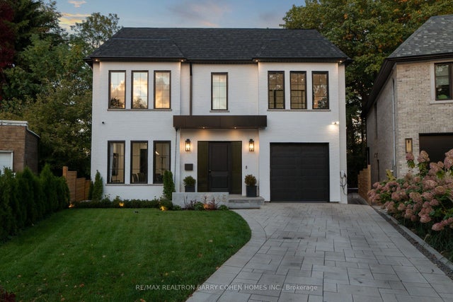 165 Leacrest Road, Toronto C11