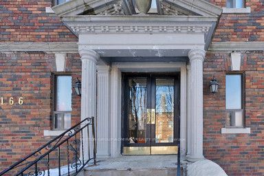 166 Eastbourne Avenue 28, Toronto C03