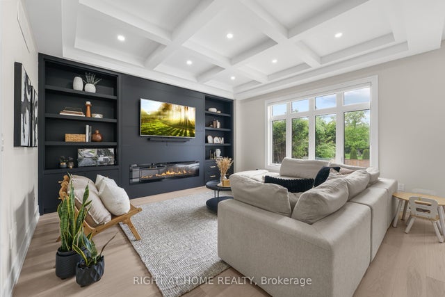 262 Senlac Road, Toronto C07