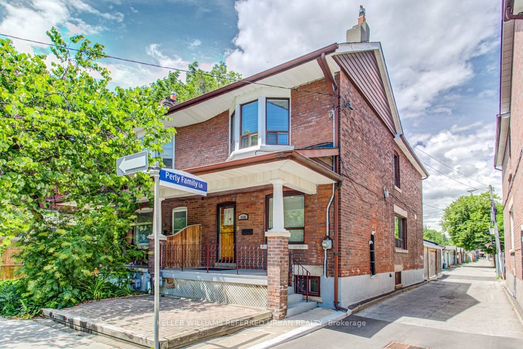 108 Follis Avenue B, Toronto C02