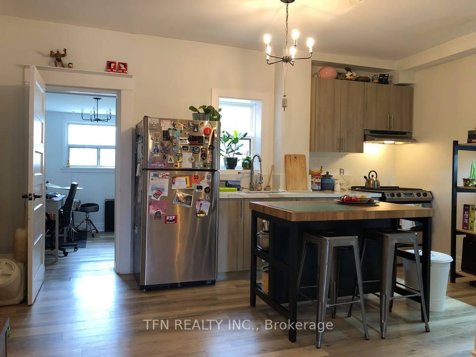 222 Oakwood Avenue 1, Toronto C03