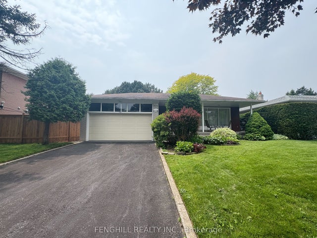 152 Fenn Avenue, Toronto C12