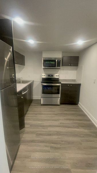 217 Jarvis Street 2, Toronto C08