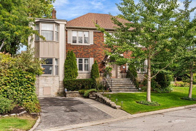 70 Bessborough Drive, Toronto C11