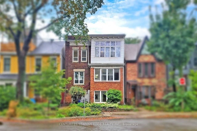 233 Borden Street, Toronto C01