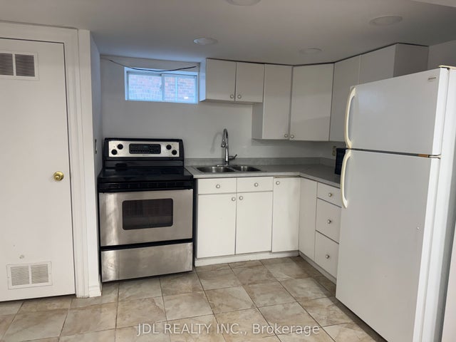 47 Anndale Drive Bsmt, Toronto C14