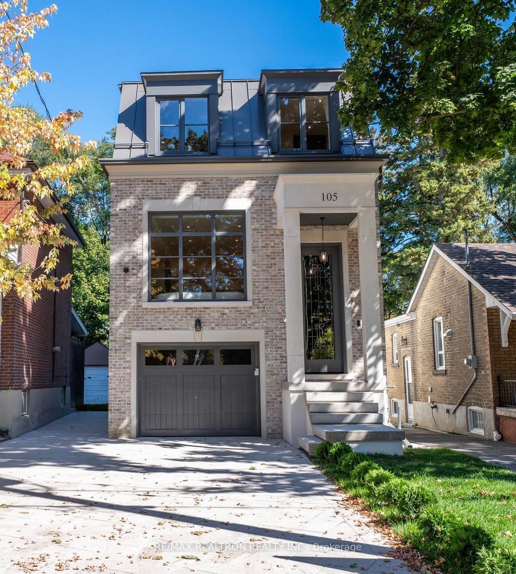 105 Rumsey Road, Toronto C11